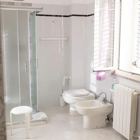 Bed & Breakfast La Quercia Budoni, Tanaunella 3*