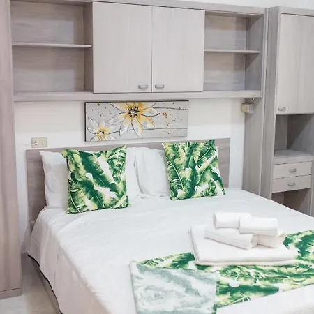 Bed & Breakfast La Quercia Budoni, Tanaunella *