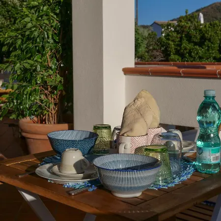 Bed & Breakfast La Quercia Budoni, Tanaunella