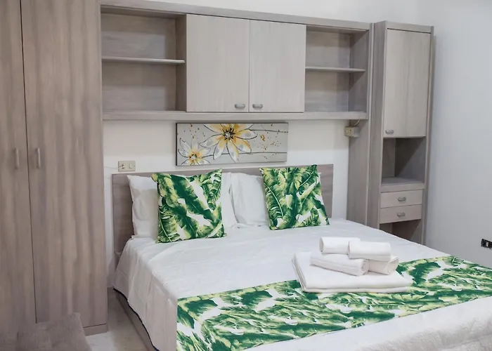 Bed & Breakfast La Quercia Budoni, Tanaunella 3*